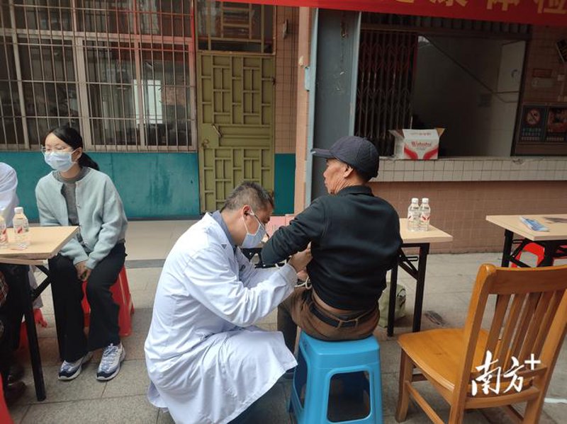 健康咨询公司引领精准医疗时代